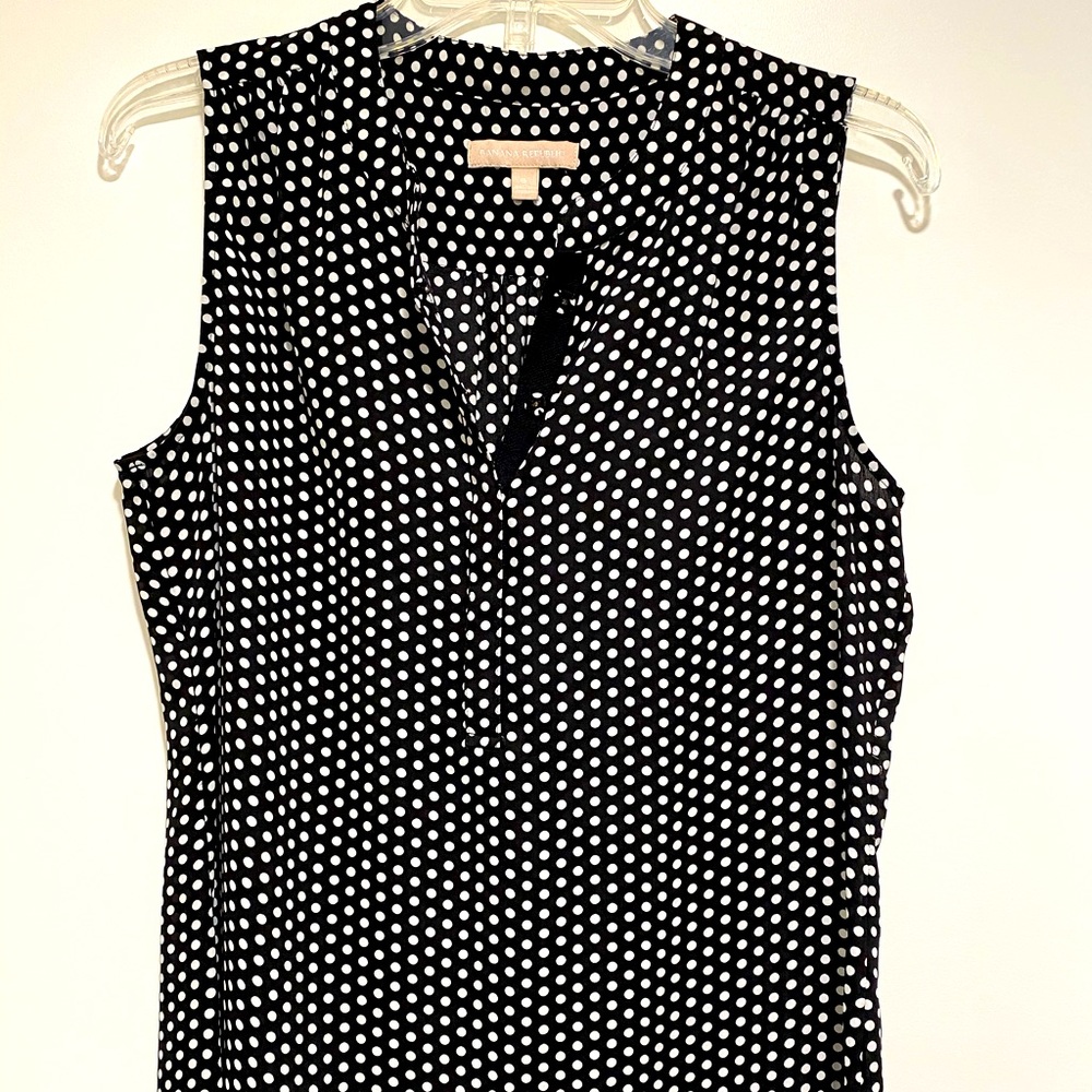 Banana Republic Sleeveless blouse